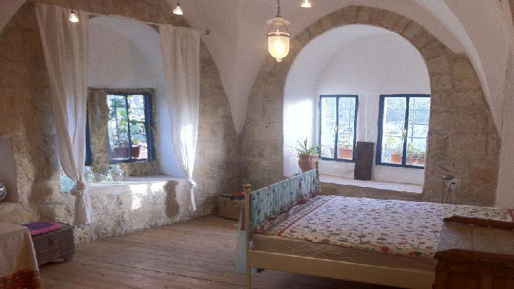 Mikes Khan Abu Ghaush Ngoại thất bức ảnh